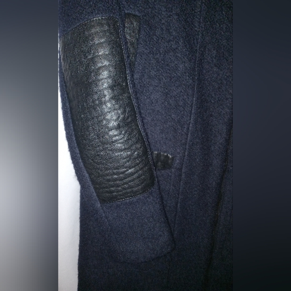 VINCE CAMUTO 3/4 length BEAUTIFUL wool blend coat. Size S. EUC! - Picture 2 of 8